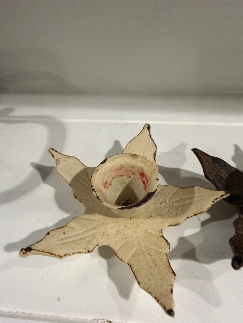 Leaf-Shaped Metal Candle Holders — Set of 3 (Cream & Rust)